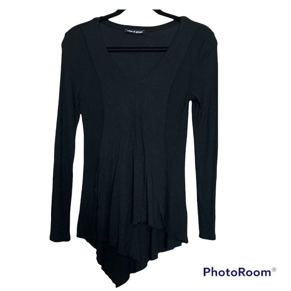 Cable & Gauge handkerchief asymmetric hem black ribbed tunic